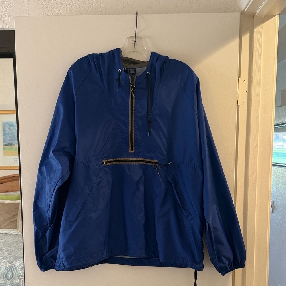 GAP Royal Blue Mens Waterproof Hooded Jacket, size Medium